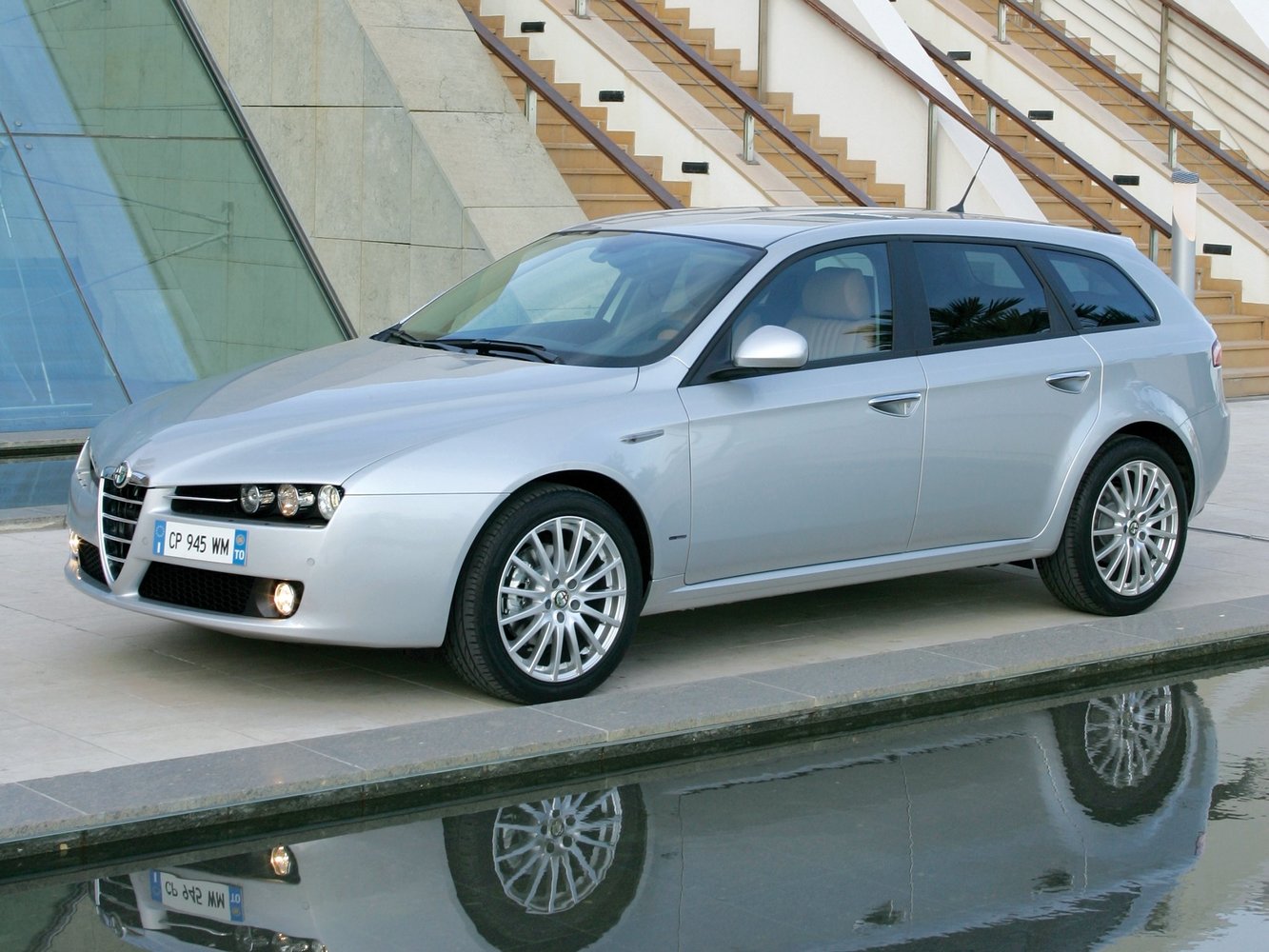 Alfa Romeo 159 2005 - 2012