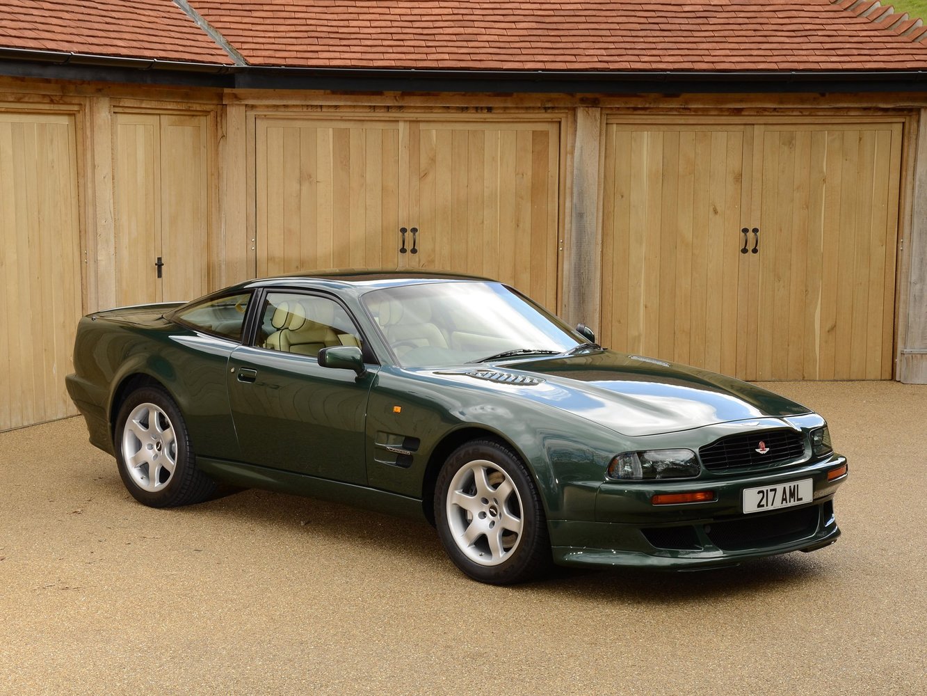 Aston Martin V8 Vantage 1993 - 1999