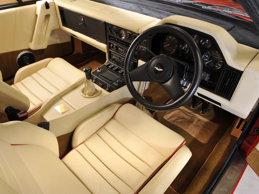 купе Aston Martin V8 Zagato 1986 - 1989г выпуска модификация 5.3 MT (438 л.с.)