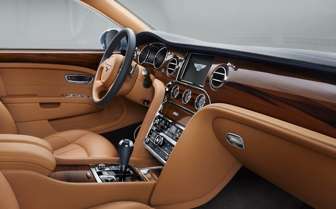 седан Bentley Mulsanne 2016г выпуска модификация 6.8 AT (512 л.с.)