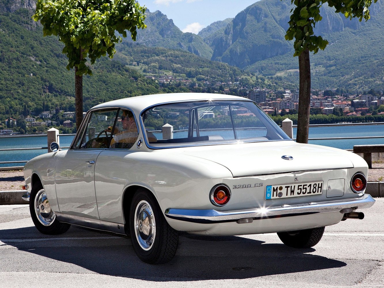 купе BMW 3200 1962 - 1965г выпуска модификация 3.2 MT (160 л.с.)