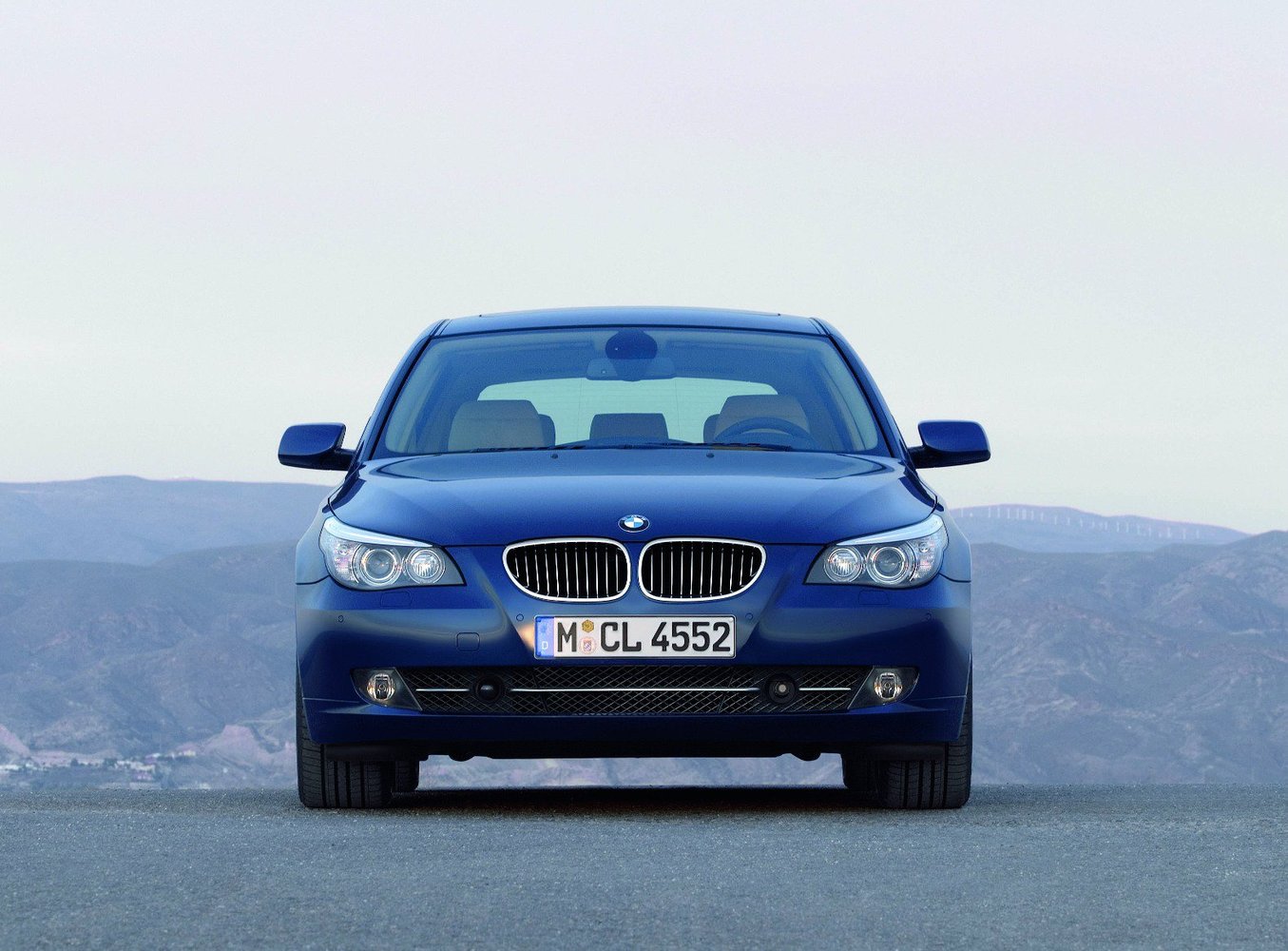 универсал BMW 5er 2006 - 2010г выпуска модификация 2.0 AT (150 л.с.)