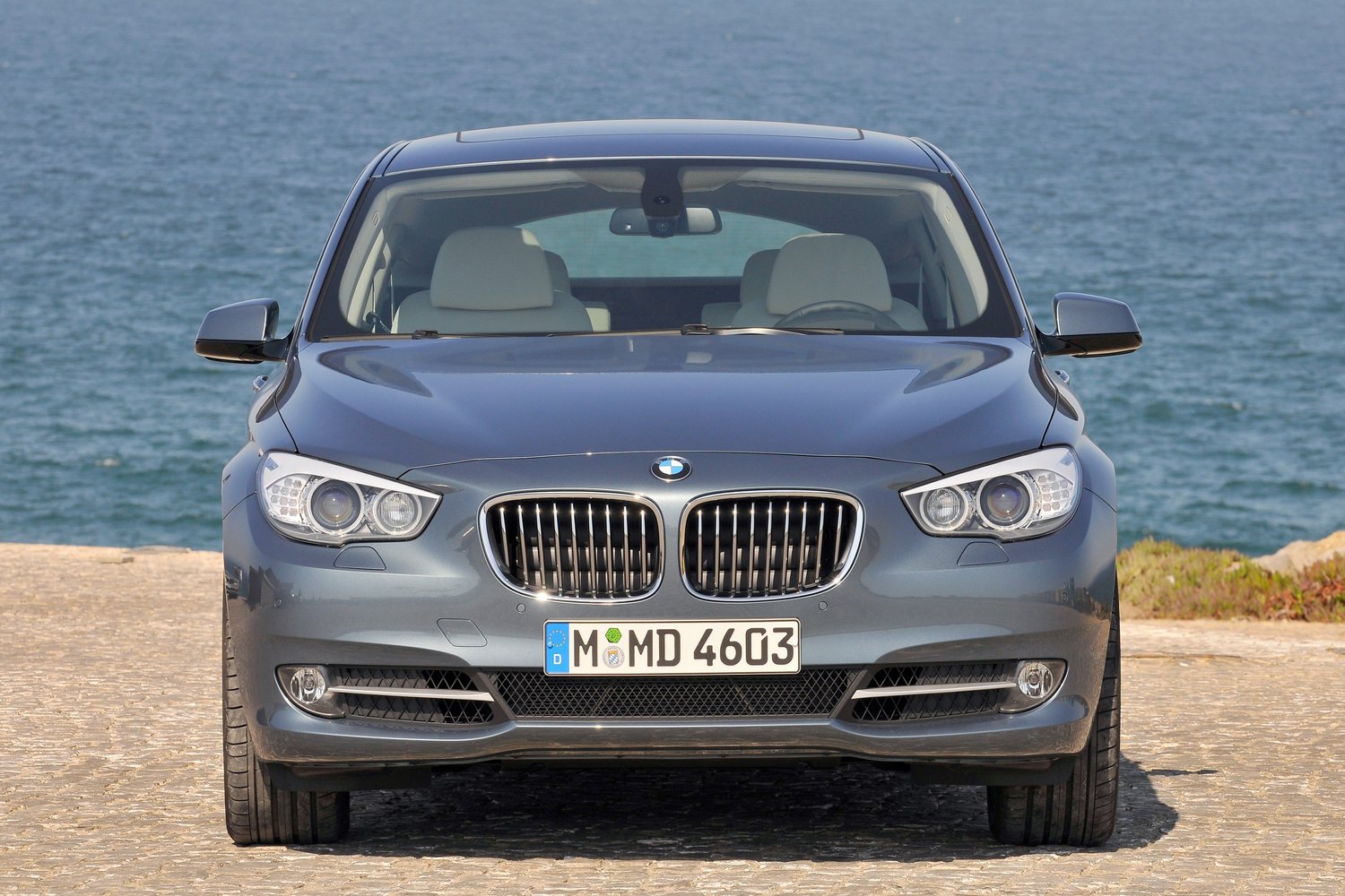 хэтчбек 5 дв. Gran Turismo BMW 5er 2010 - 2013г выпуска модификация 2.0 AT (184 л.с.)