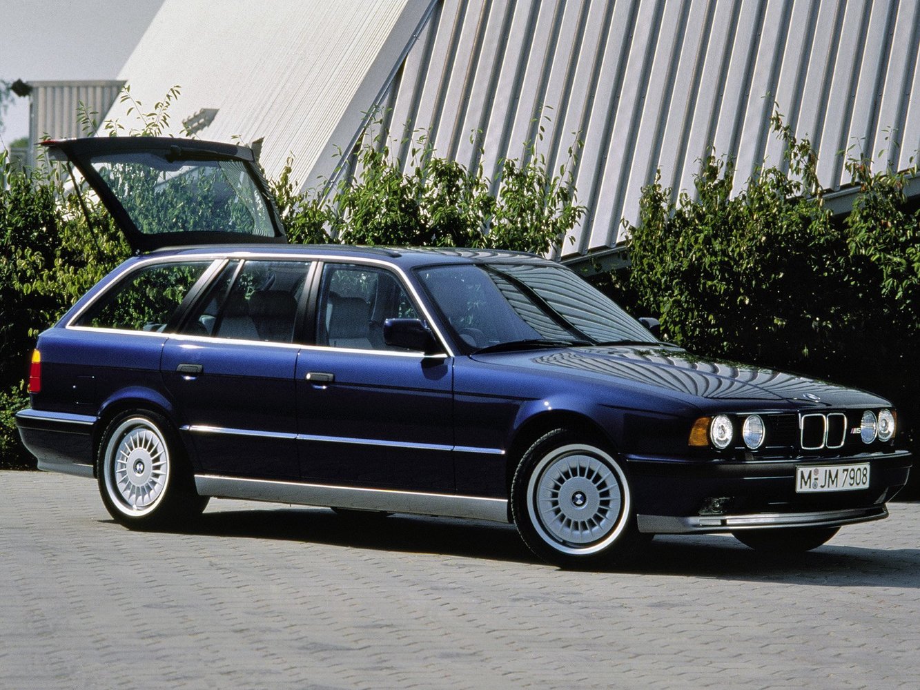 BMW M5 1988 - 1995