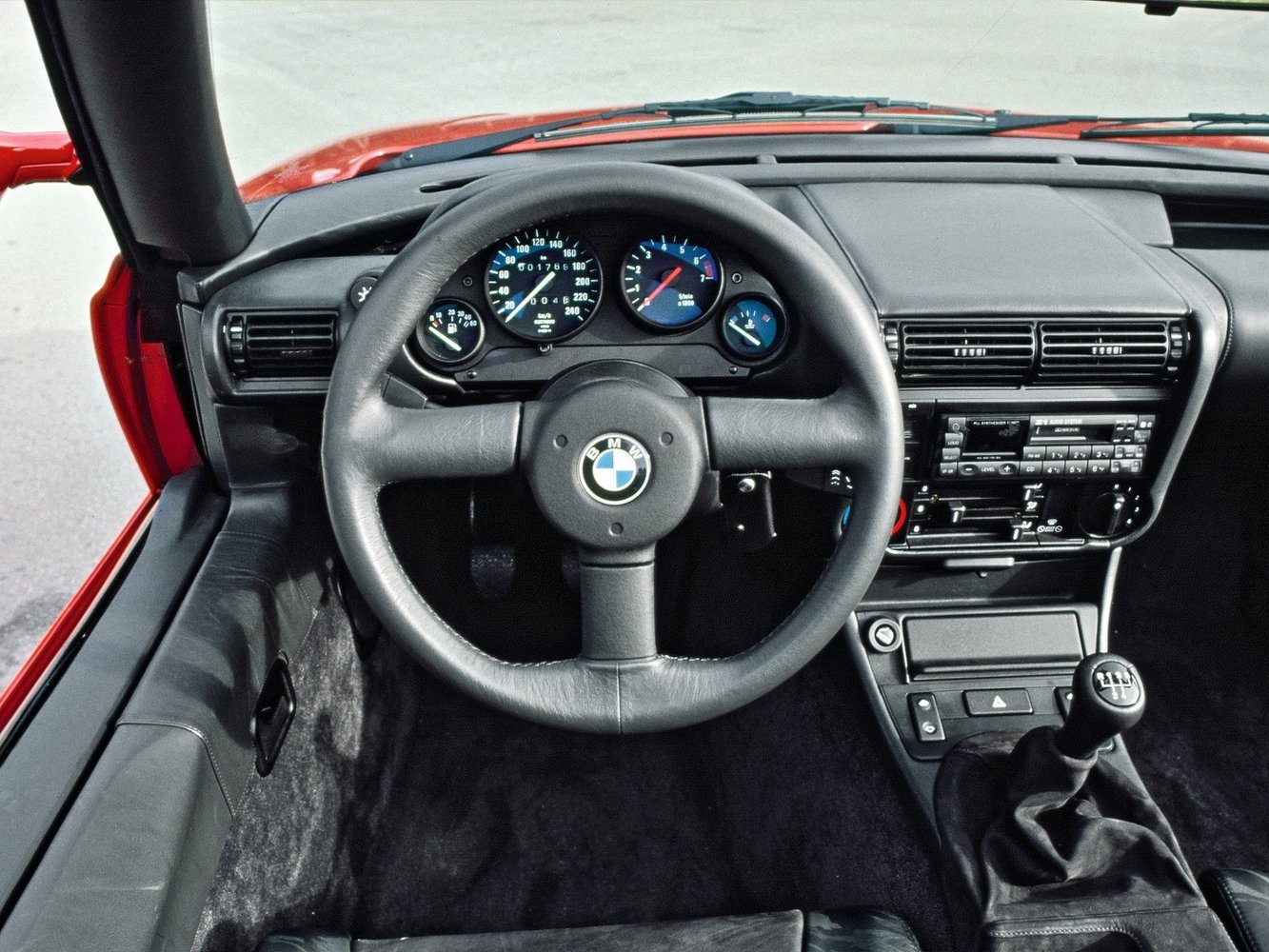 кабриолет BMW Z1 1989 - 1991г выпуска модификация 2.5 MT (170 л.с.)