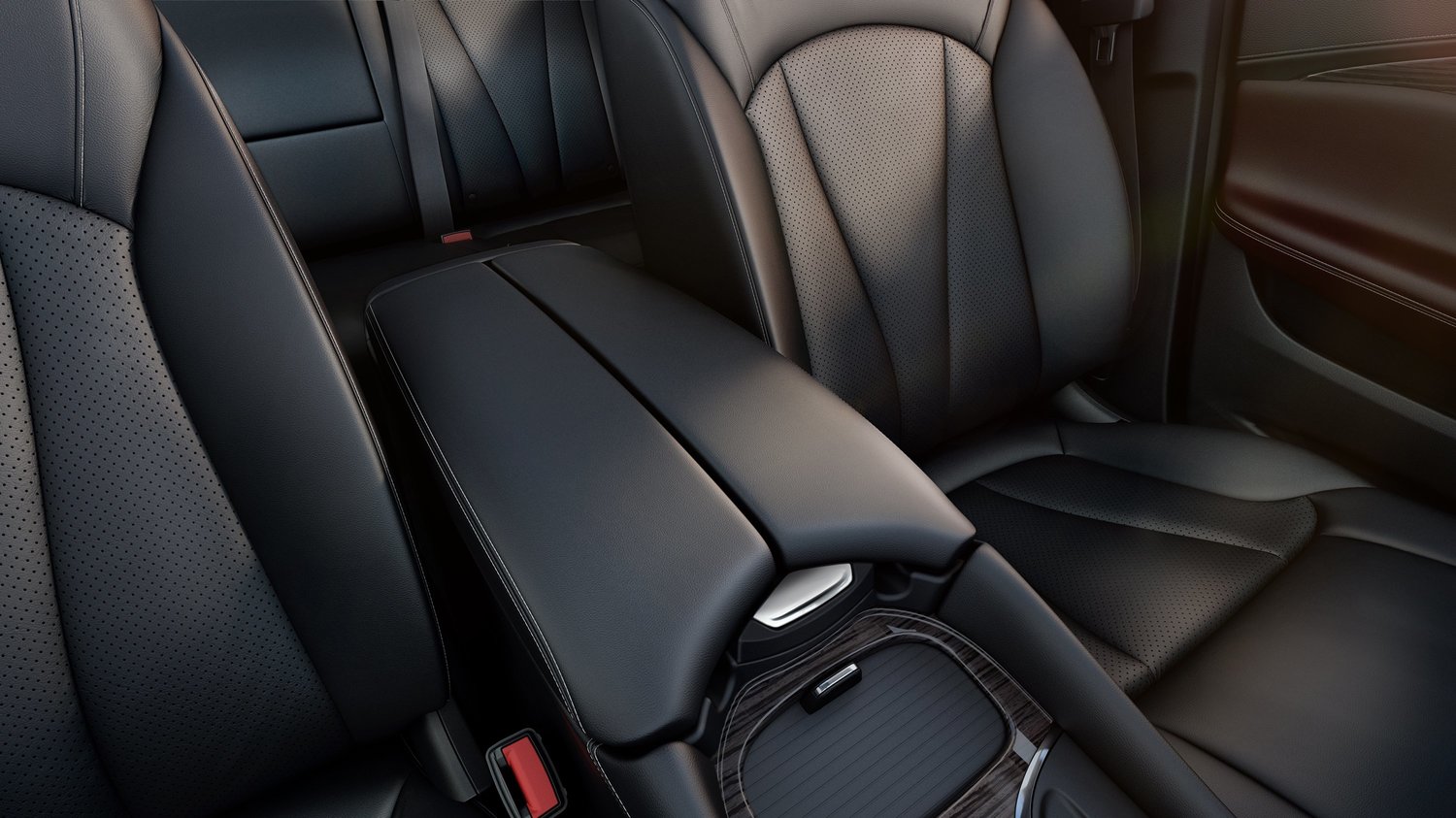 кроссовер Buick Envision 2016г выпуска модификация 2.0 AT (252 л.с.) 4×4