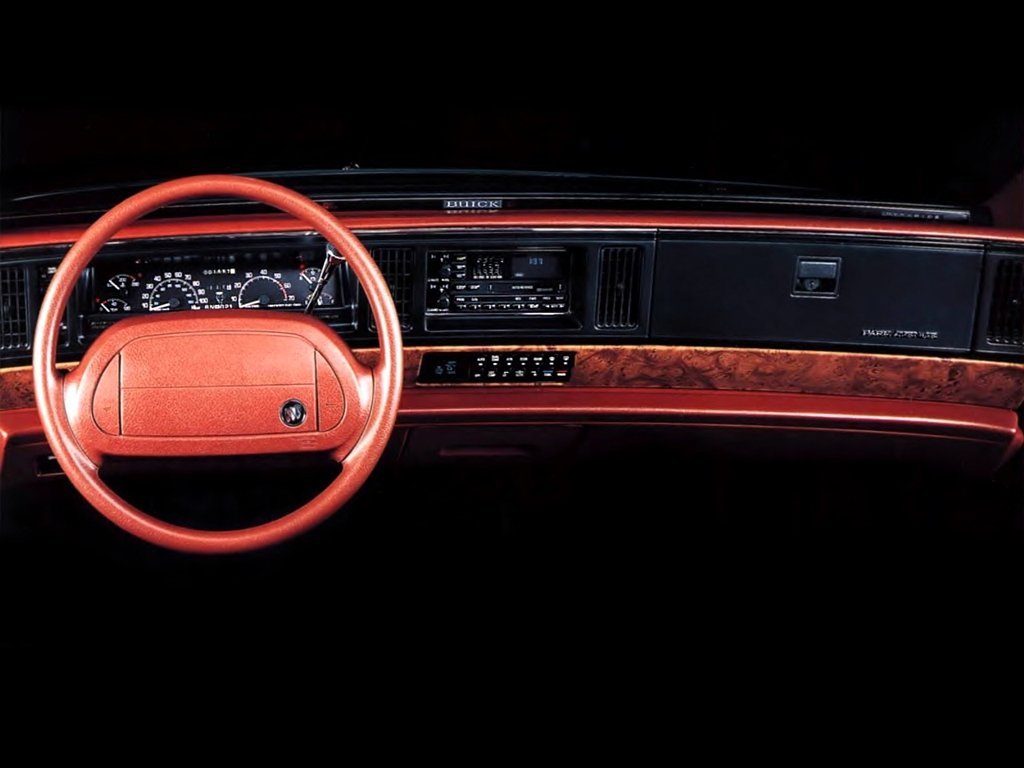 седан Buick Park Avenue 1991 - 1996г выпуска модификация 3.8 AT (175 л.с.)