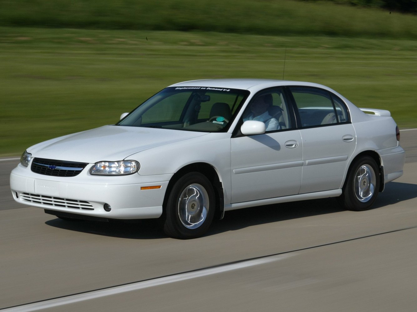 Chevrolet Malibu 2000 - 2004