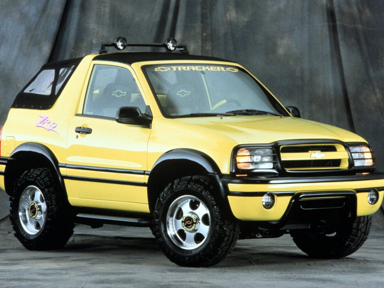 Chevrolet Tracker 1998 - 2004