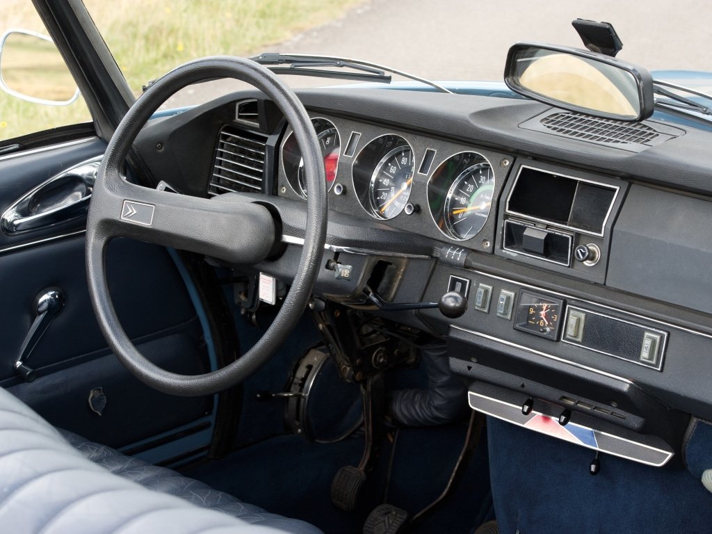 кабриолет Citroen DS 1968 - 1975г выпуска модификация 2.2 AT (115 л.с.)
