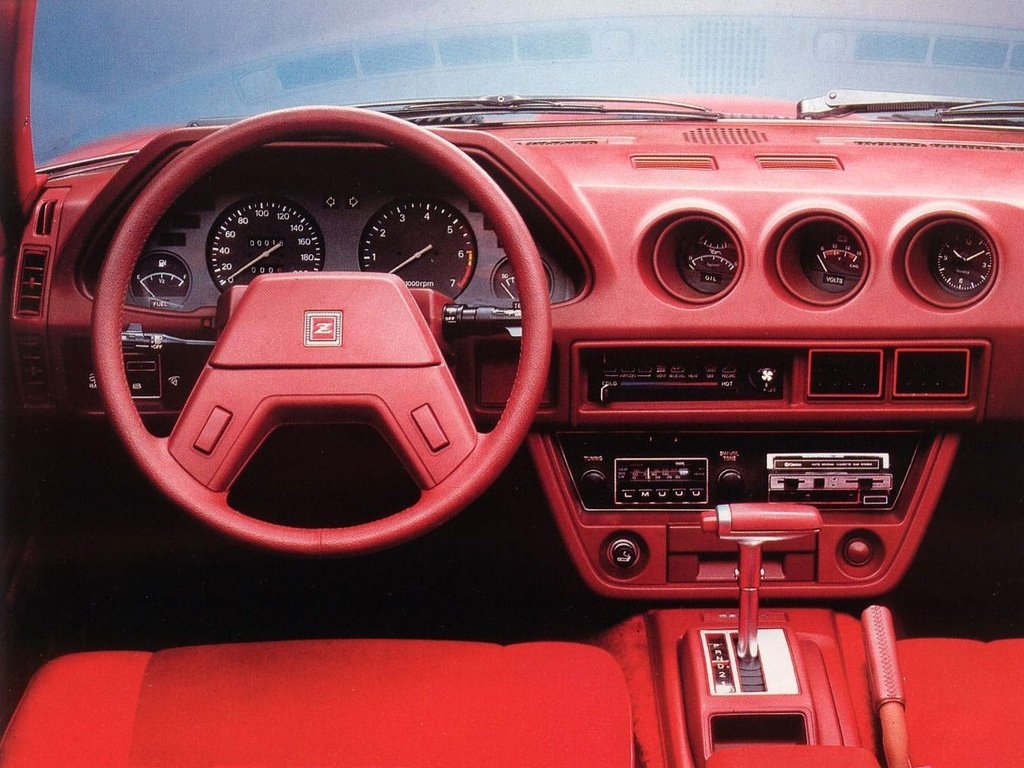 купе Datsun 280ZX 1978 - 1983г выпуска модификация 2.8 AT (145 л.с.)