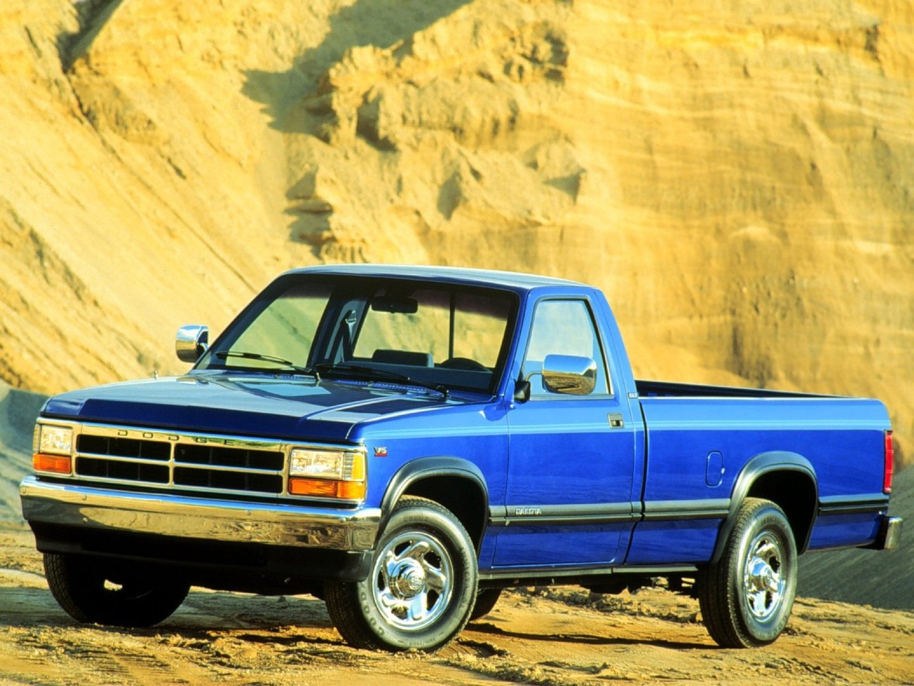 пикап Dodge Dakota 1987 - 1996г выпуска модификация 2.2 MT (96 л.с.)