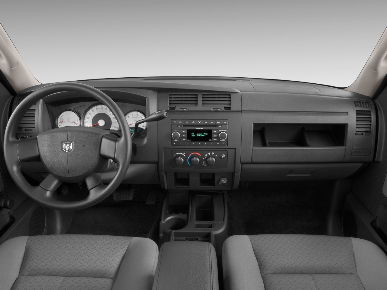 пикап 2 дв. Extended Cab Dodge Dakota 2007 - 2011г выпуска модификация 3.7 MT (210 л.с.)