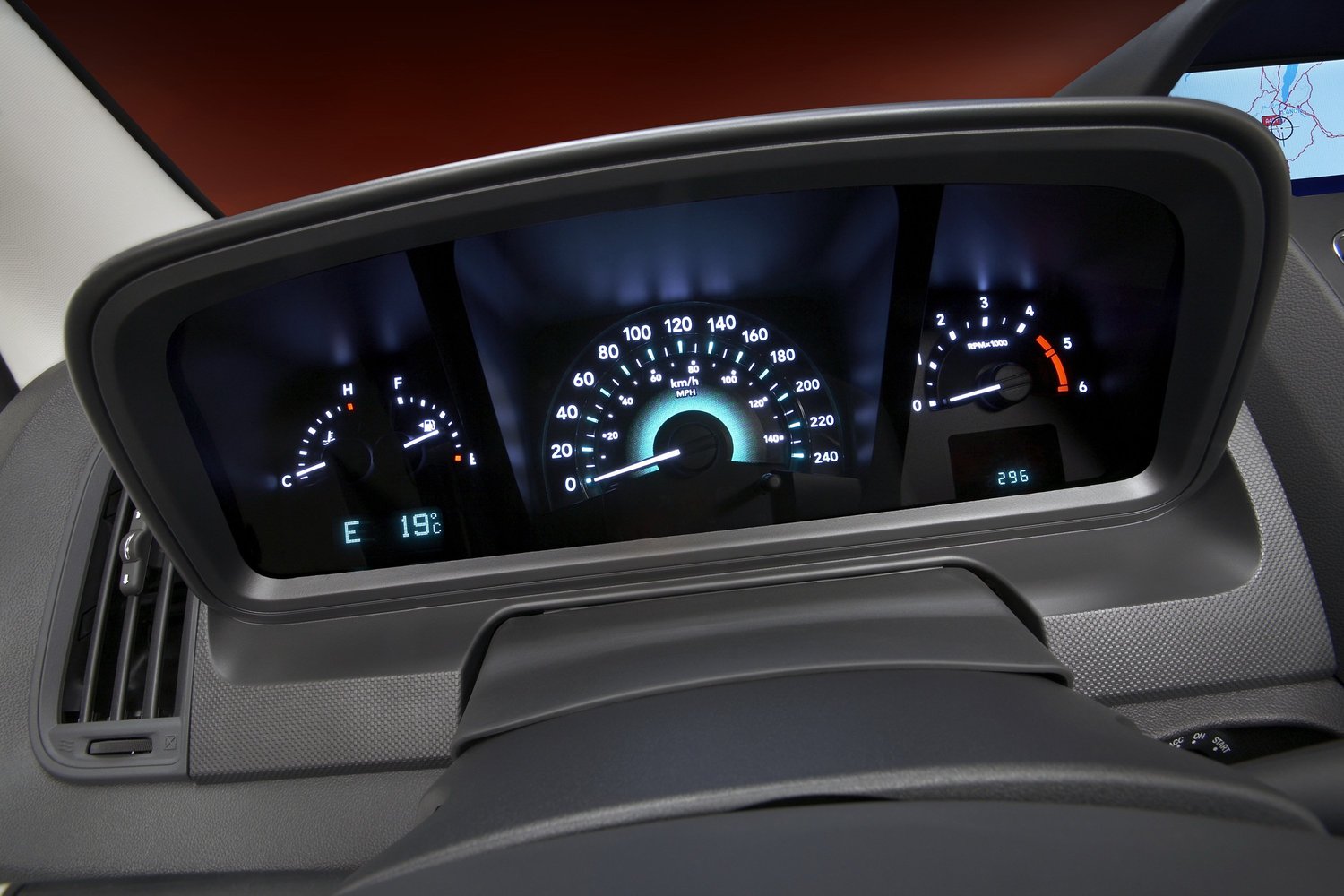 кроссовер Dodge Journey 2008 - 2016г выпуска модификация 2.4 MT (175 л.с.)