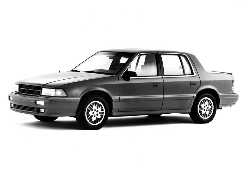 седан Dodge Spirit 1988 - 1995г выпуска модификация 2.5 AT (102 л.с.)