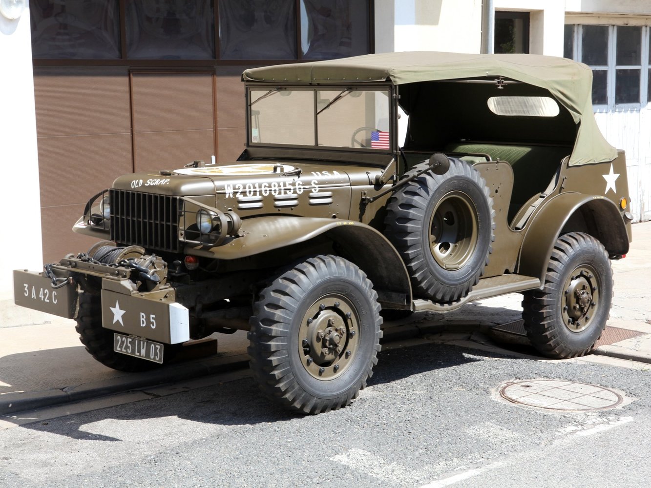 внедорожник Dodge WC 1941 - 1945г выпуска модификация 3.3 MT (79 л.с.) 4×4