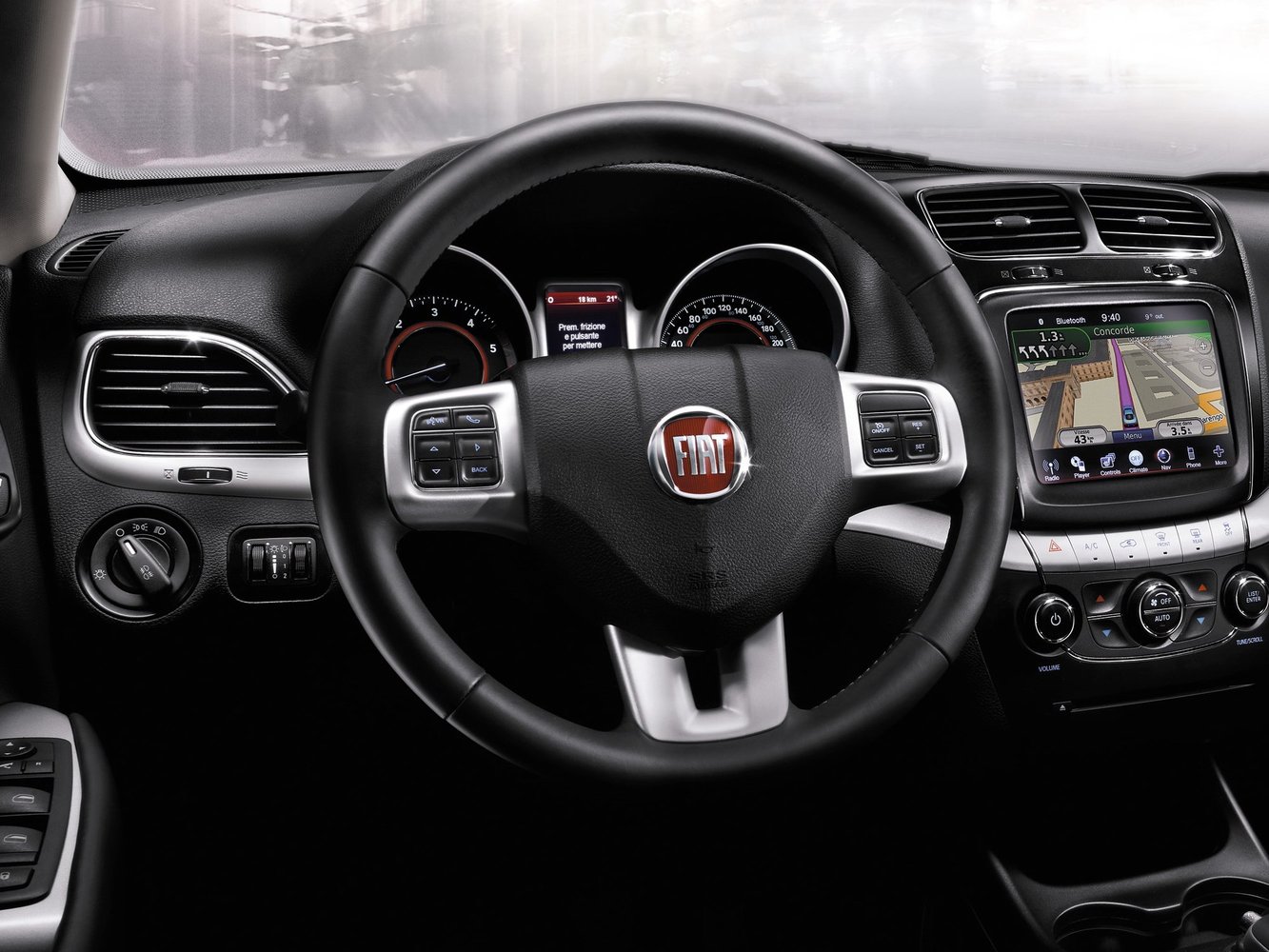 минивэн Fiat Freemont 2013 - 2016г выпуска модификация 2.0 AT (170 л.с.) 4×4