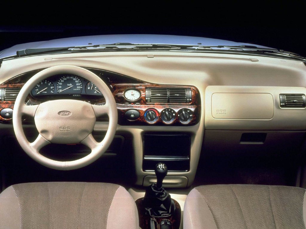 хэтчбек 5 дв. Ford Escort 1995 - 2000г выпуска модификация 1.3 MT (60 л.с.)