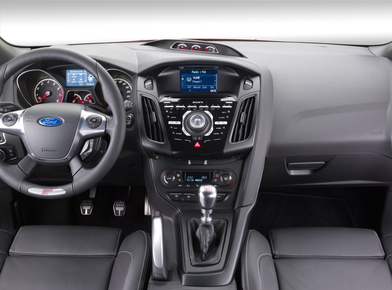 Отзывы о Ford Focus 3 2015 (Форд Фокус 3 2015) с ФОТО...