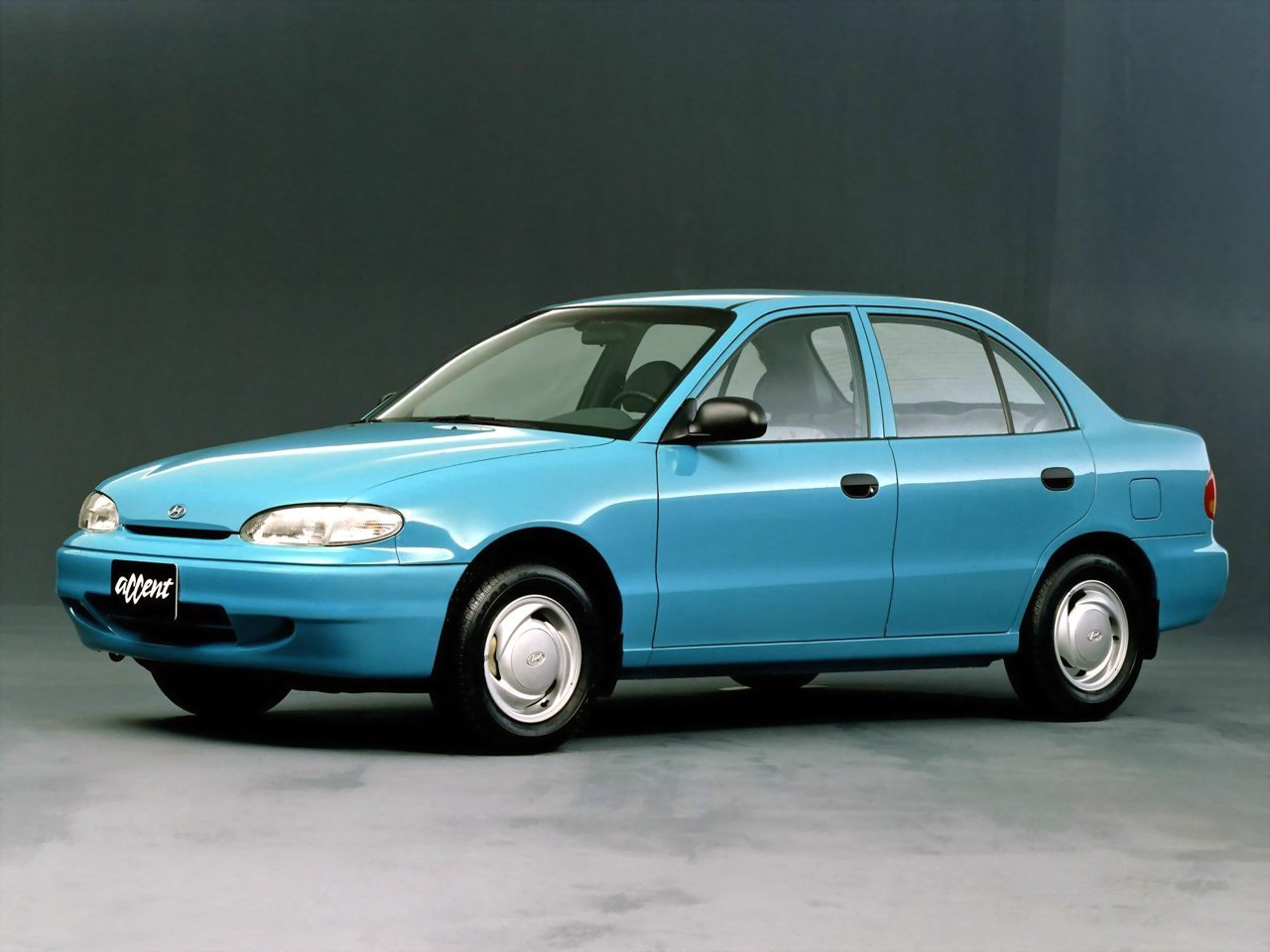 хэтчбек 5 дв. Hyundai Accent 1994 - 2000г выпуска модификация 1.3 AT (60 л.с.)