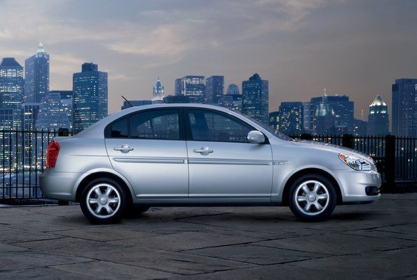 седан Hyundai Accent 2006 - 2011г выпуска модификация 1.4 AT (97 л.с.)