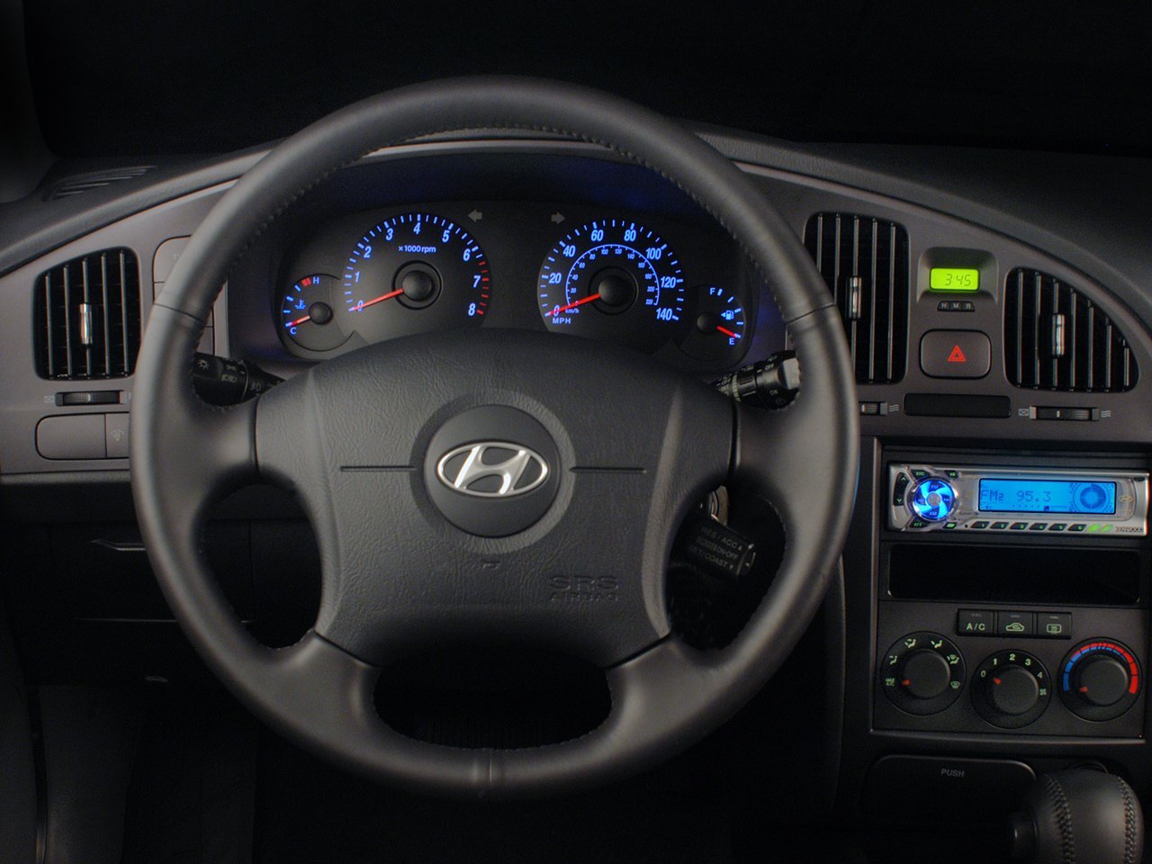 хэтчбек 5 дв. Hyundai Elantra 2003 - 2010г выпуска модификация 1.6 AT (105 л.с.)