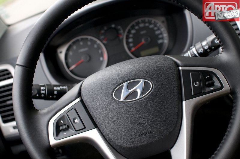 хэтчбек 3 дв. Hyundai i20 2008 - 2012г выпуска модификация 1.2 MT (78 л.с.)