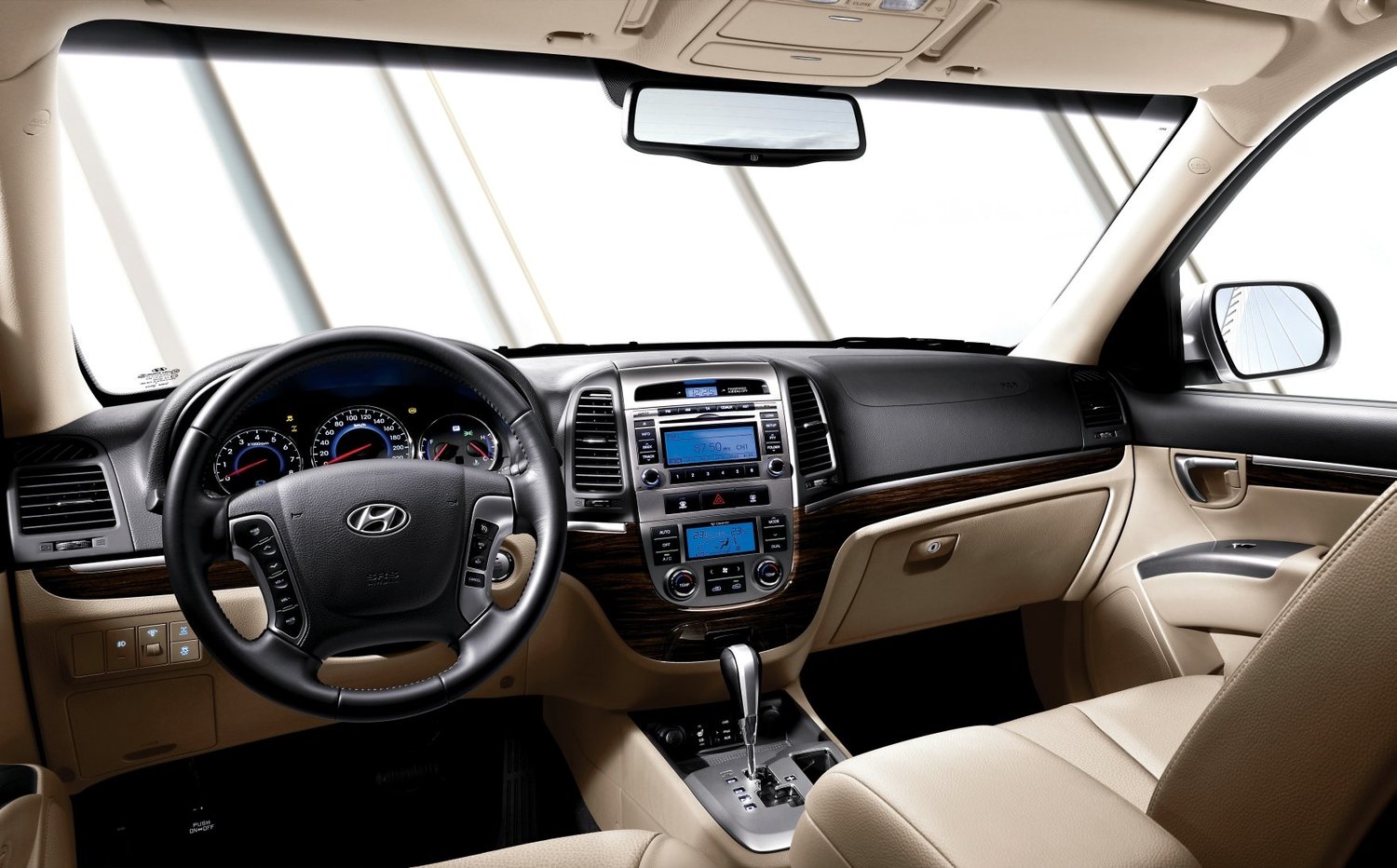 кроссовер Hyundai Santa Fe 2010 - 2012г выпуска модификация 2.0 AT (184 л.с.)
