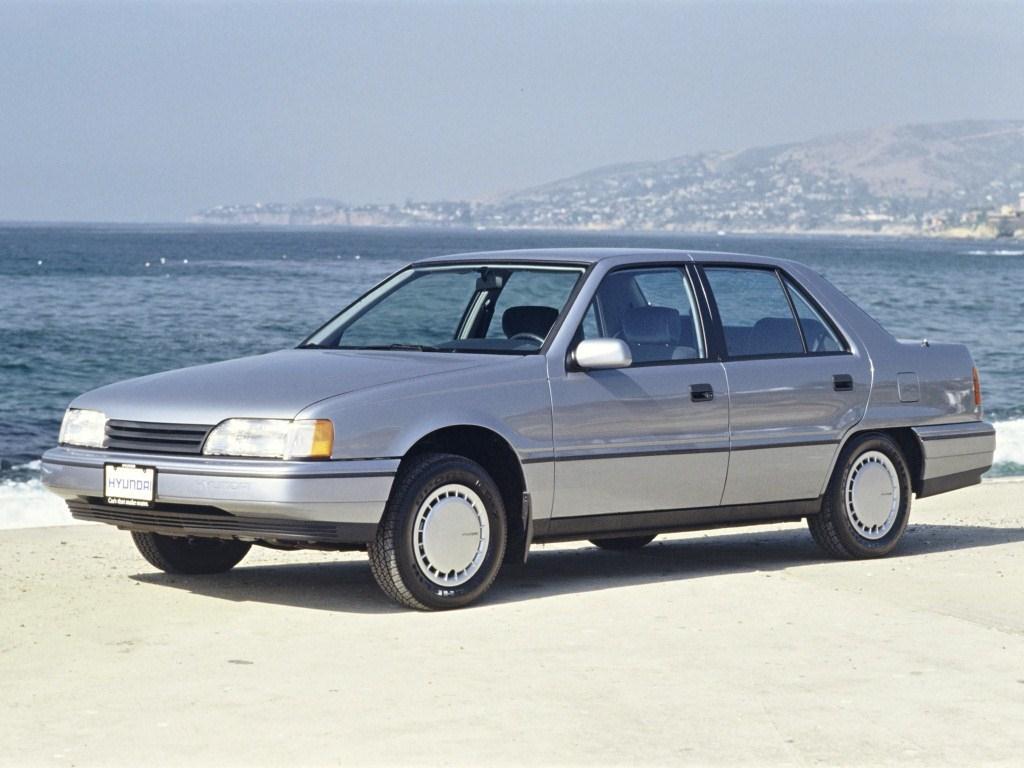 Hyundai Sonata 1988 - 1993