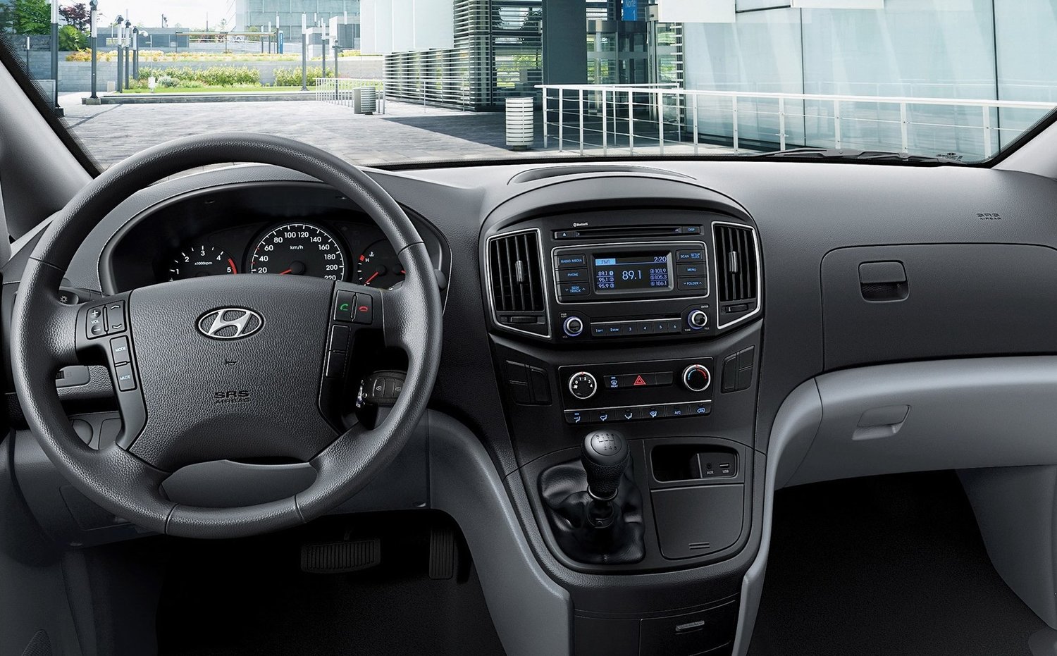 Новый h 1. Hyundai Starex (h-1) II. Hyundai Starex 2022. Hyundai h1 2022. Hyundai h1 2015 Interior.