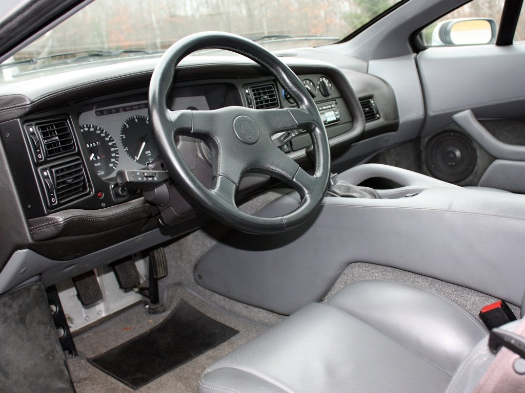 купе Jaguar XJ220 1991 - 1994г выпуска модификация 3.5 MT (550 л.с.)