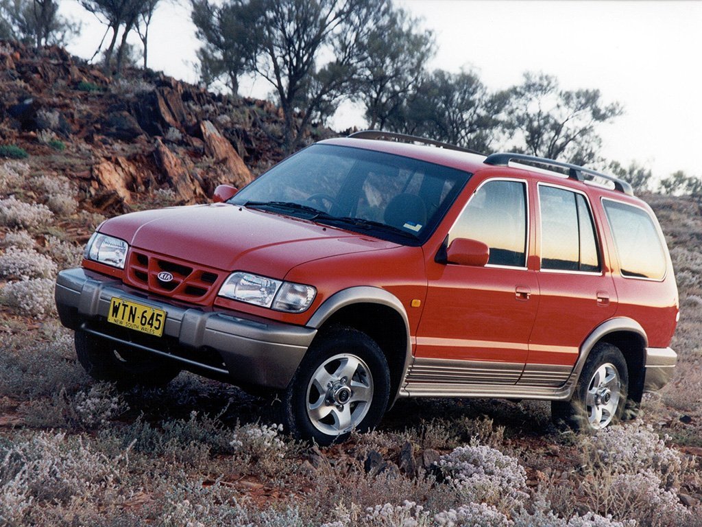 Полный привод 2004. Киа Спортаж 1 поколения. Kia Sportage 1993. Kia Sportage Grand 2001. Kia Sportage Grand 1999.