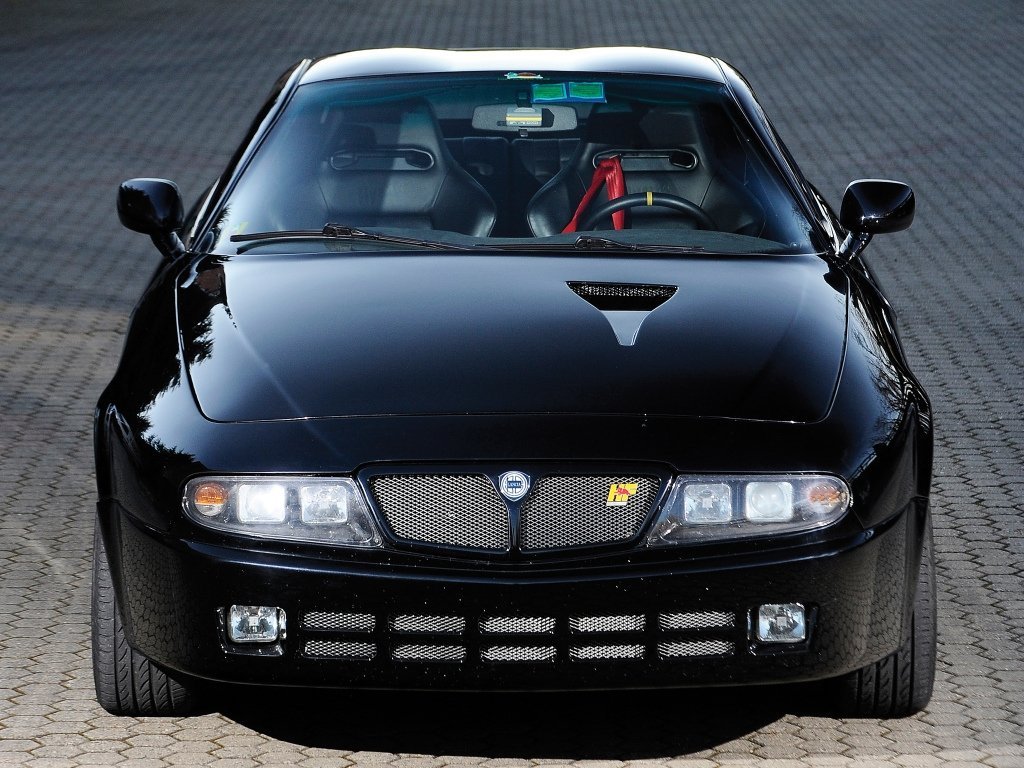 купе Lancia Hyena 1992 - 1996г выпуска модификация 2.0 MT (210 л.с.) 4×4