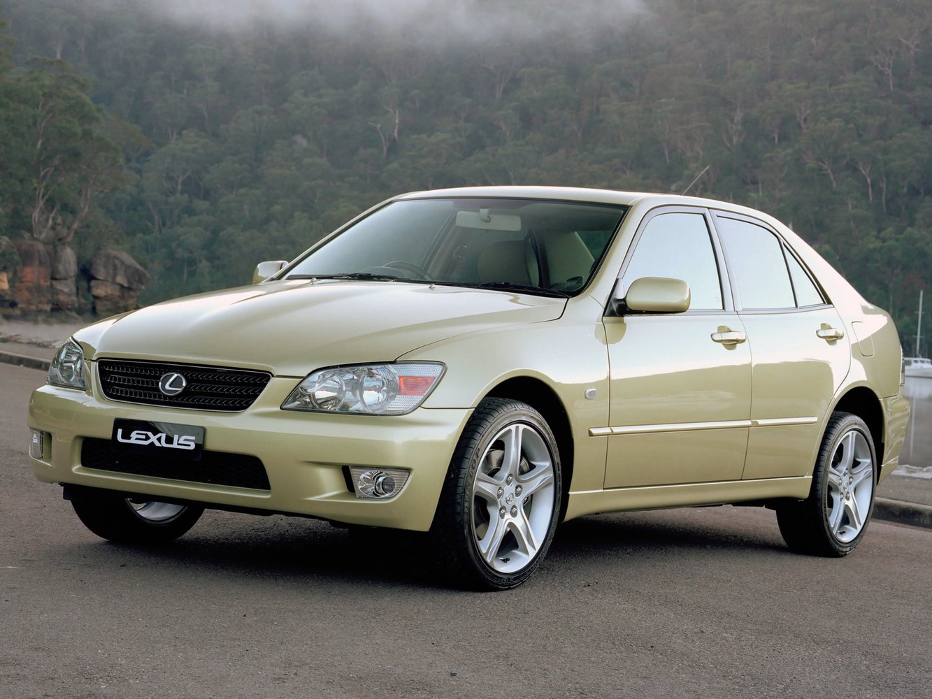 Lexus IS 1999 - 2005