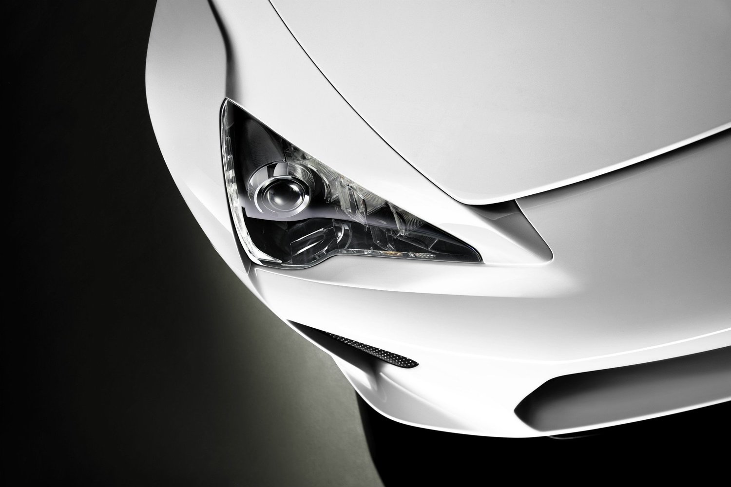купе Lexus LFA 2010 - 2016г выпуска модификация 4.8 AMT (560 л.с.)