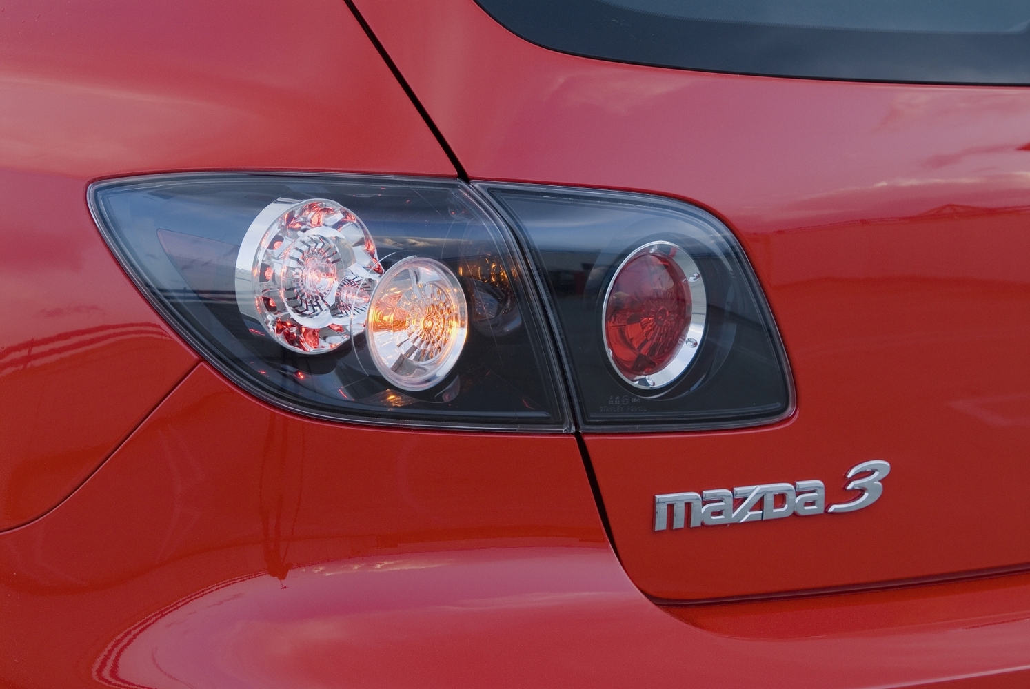 хэтчбек 5 дв. Mazda 3 MPS 2006 - 2008г выпуска модификация MPS 2.3 MT (260 л.с.)