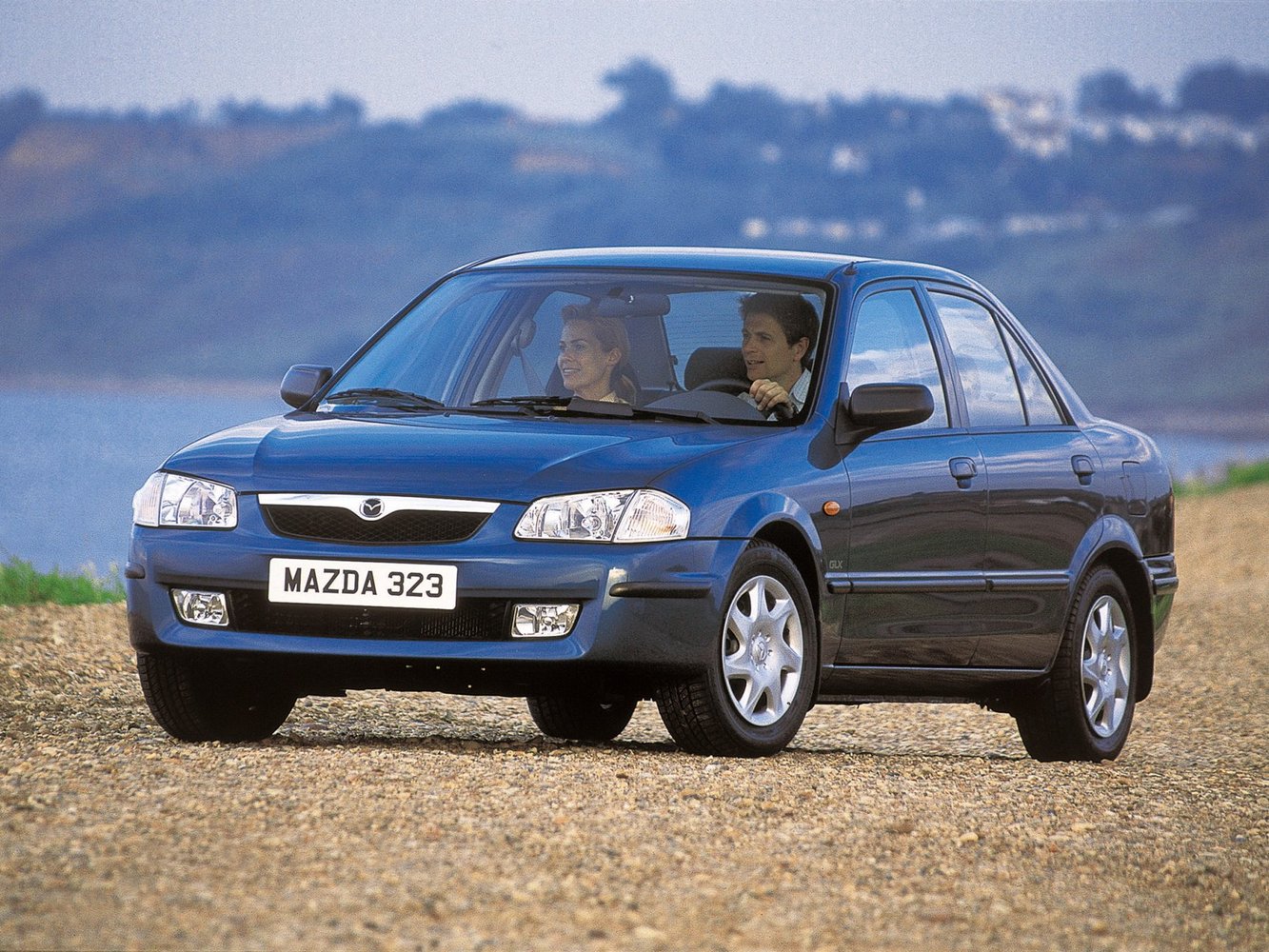 Mazda 323 1998 - 2000