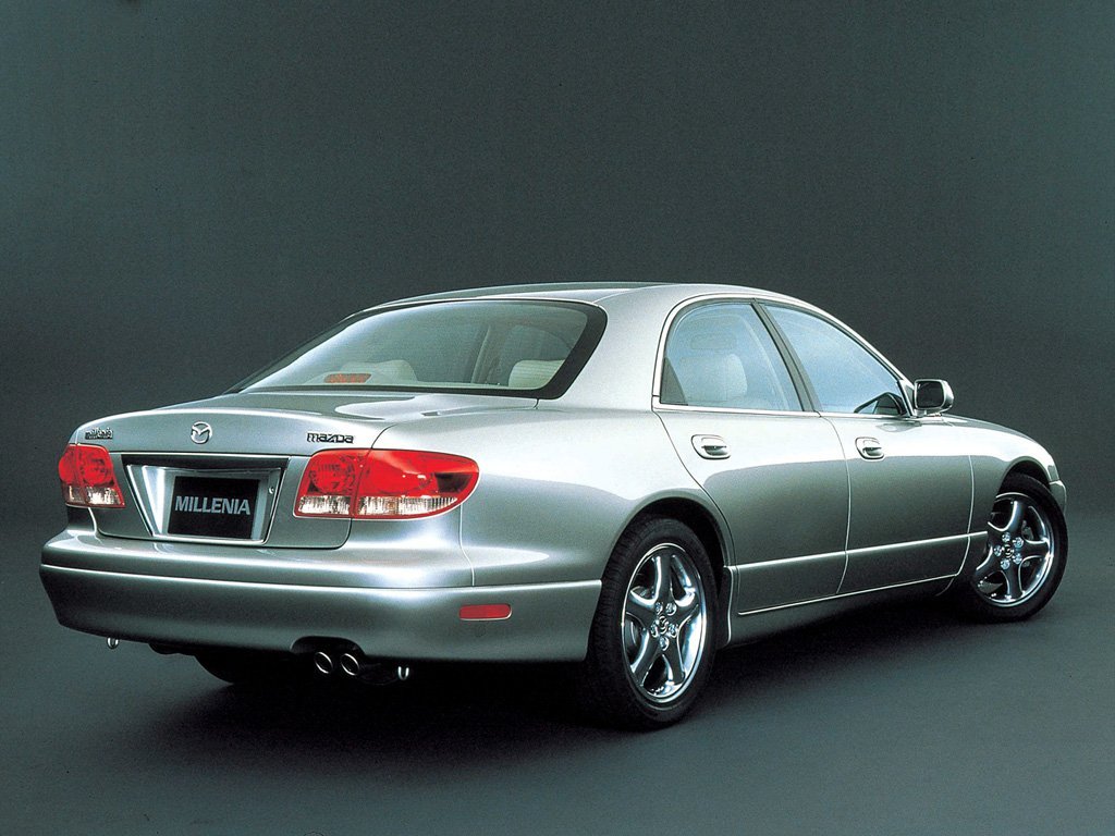 седан Mazda Millenia 2000 - 2002г выпуска модификация 2.0 AT (160 л.с.)