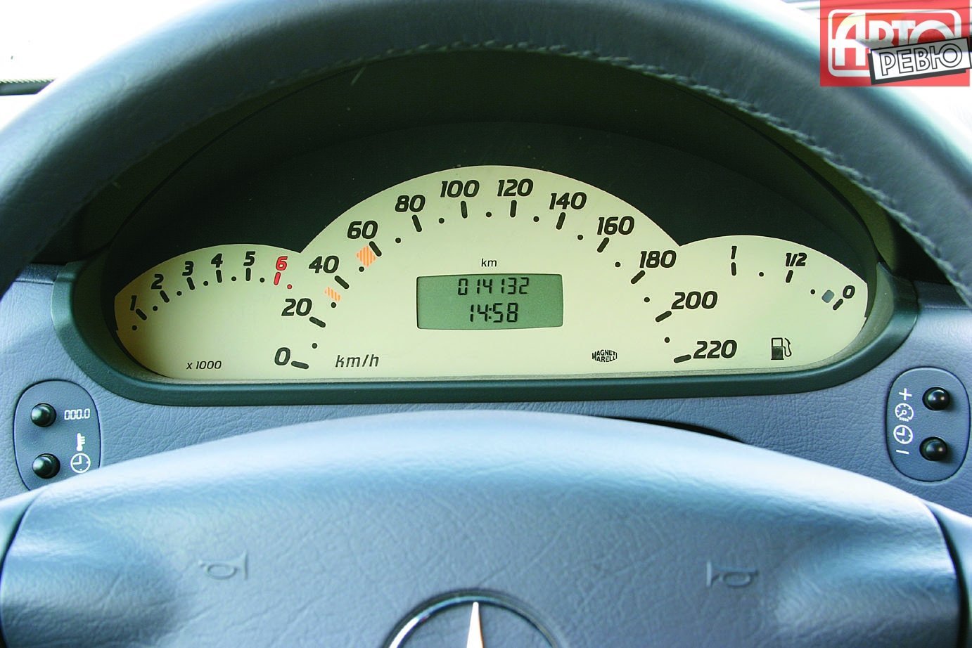 хэтчбек 5 дв. Long Mercedes-Benz A-klasse 2001 - 2004г выпуска модификация 1.4 AT (82 л.с.)