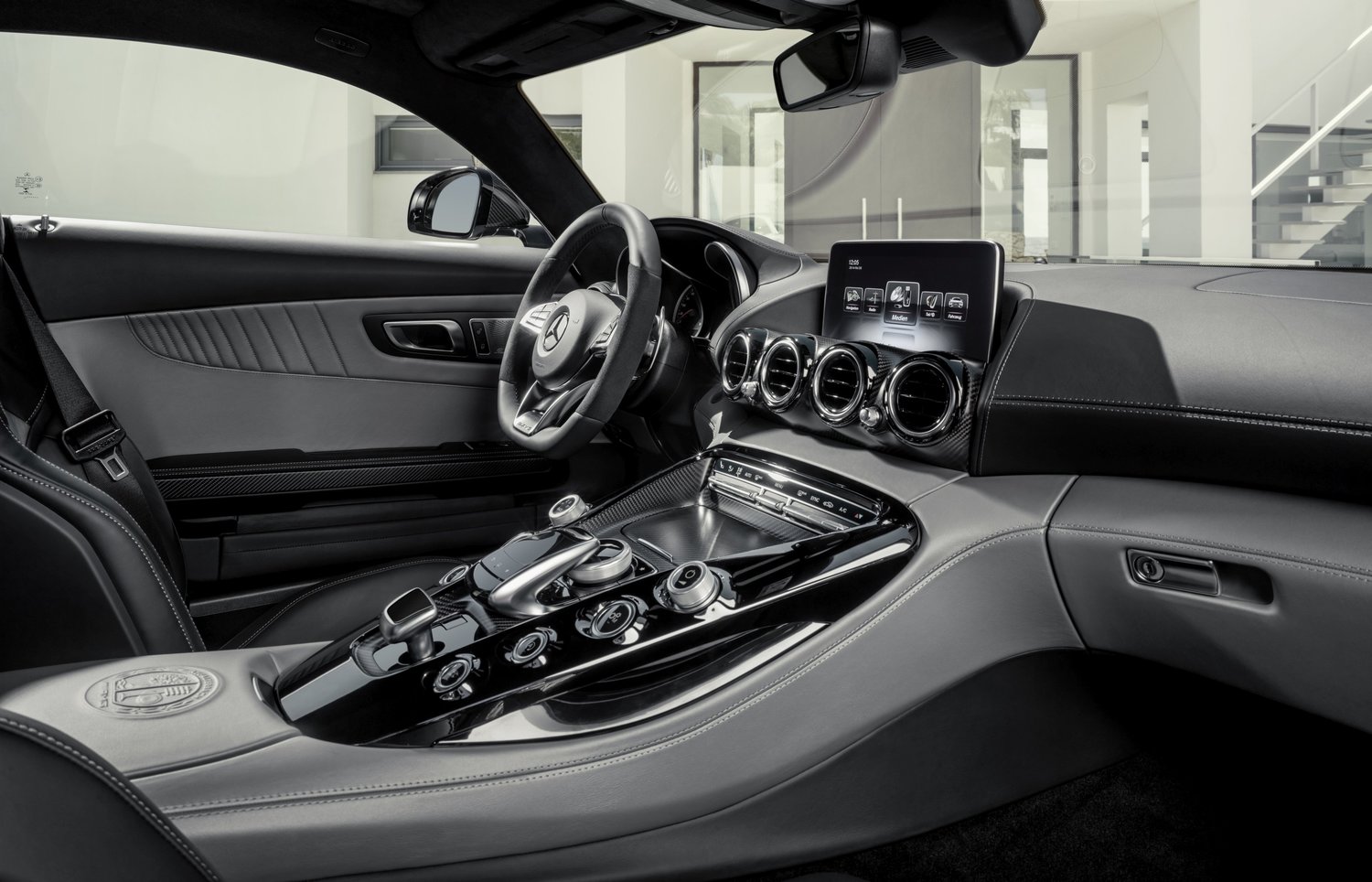 купе Mercedes-Benz AMG GT 2014 - 2016г выпуска модификация AMG GT 4.0 AMT (462 л.с.)