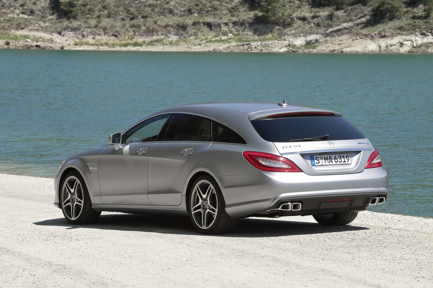 Mercedes Benz CLS 63 shooting Brake