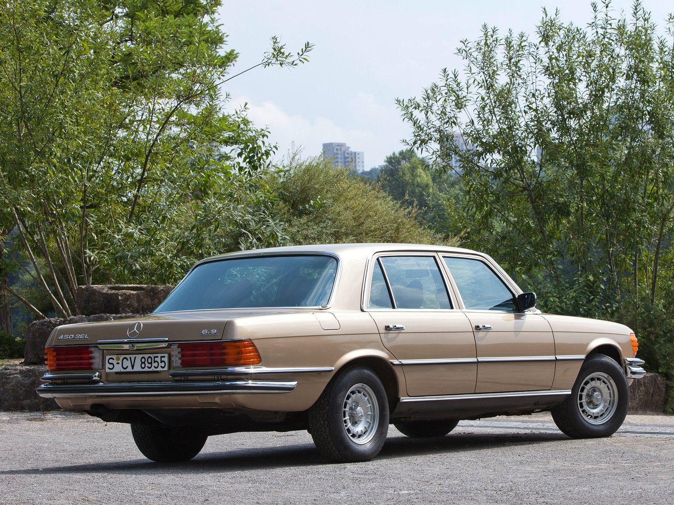 седан Mercedes-Benz S-klasse 1972 - 1980г выпуска модификация 2.7 AT (156 л.с.)