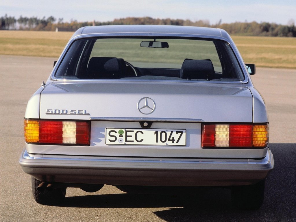 седан Mercedes-Benz S-klasse 1985 - 1991г выпуска модификация 2.6 AT (160 л.с.)