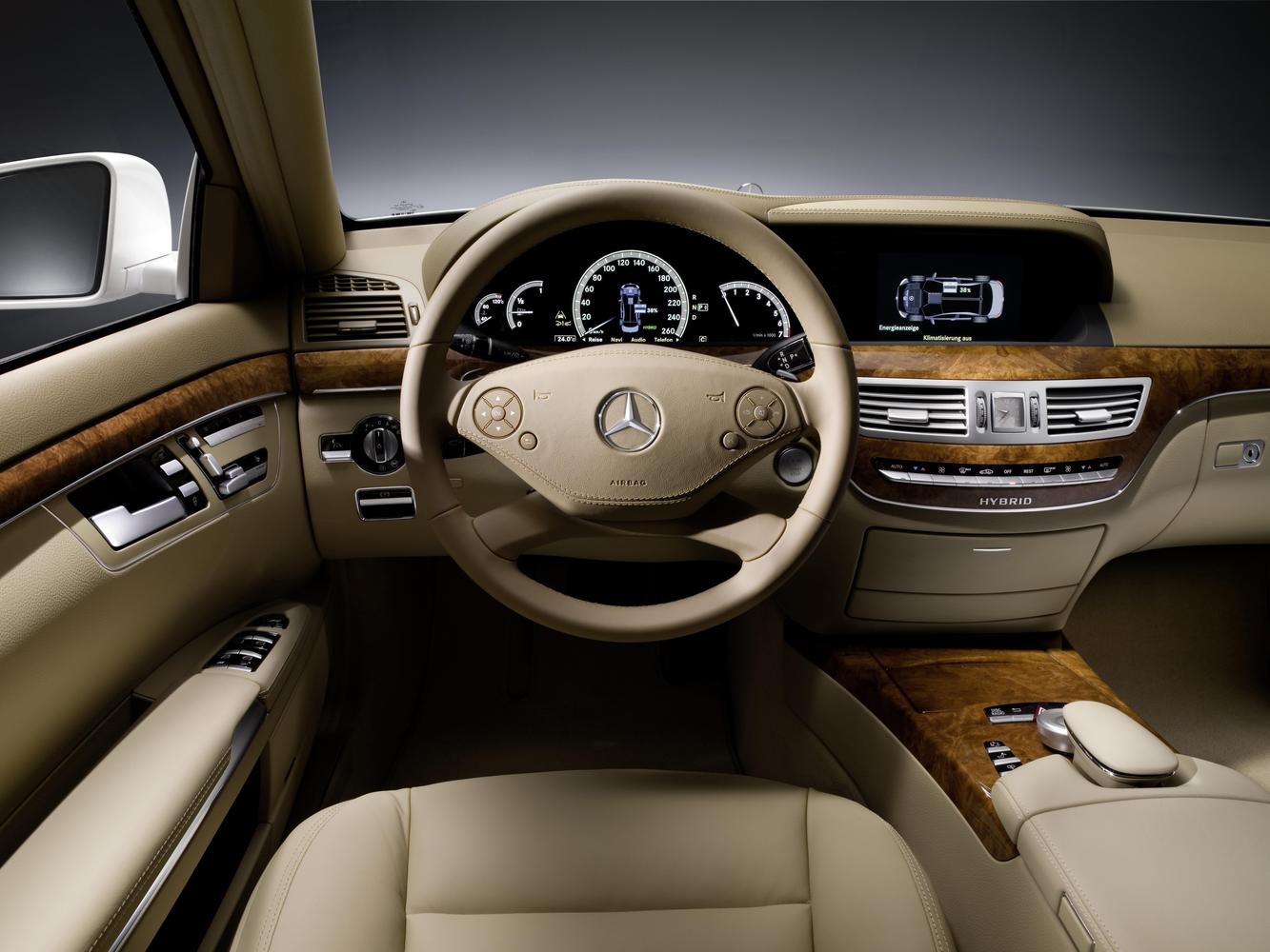 седан Long Mercedes-Benz S-klasse 2009 - 2013г выпуска модификация 2.1 AT (204 л.с.)