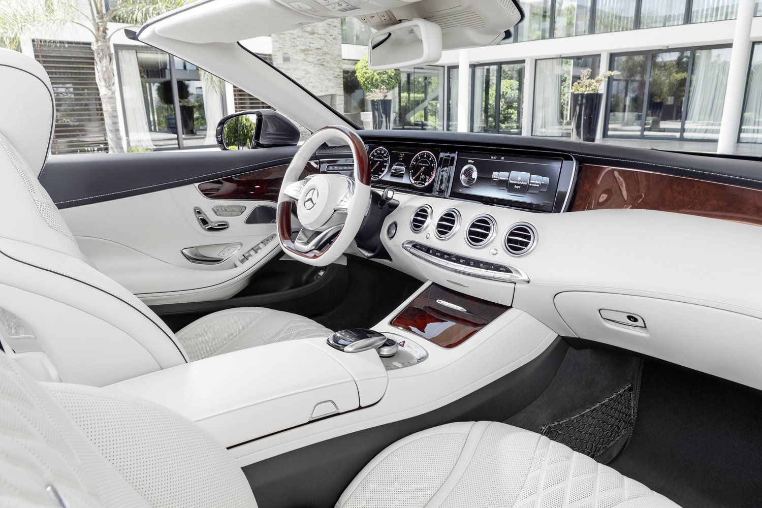 кабриолет Mercedes-Benz S-klasse 2013 - 2016г выпуска модификация S500 4.7 AT (455 л.с.)