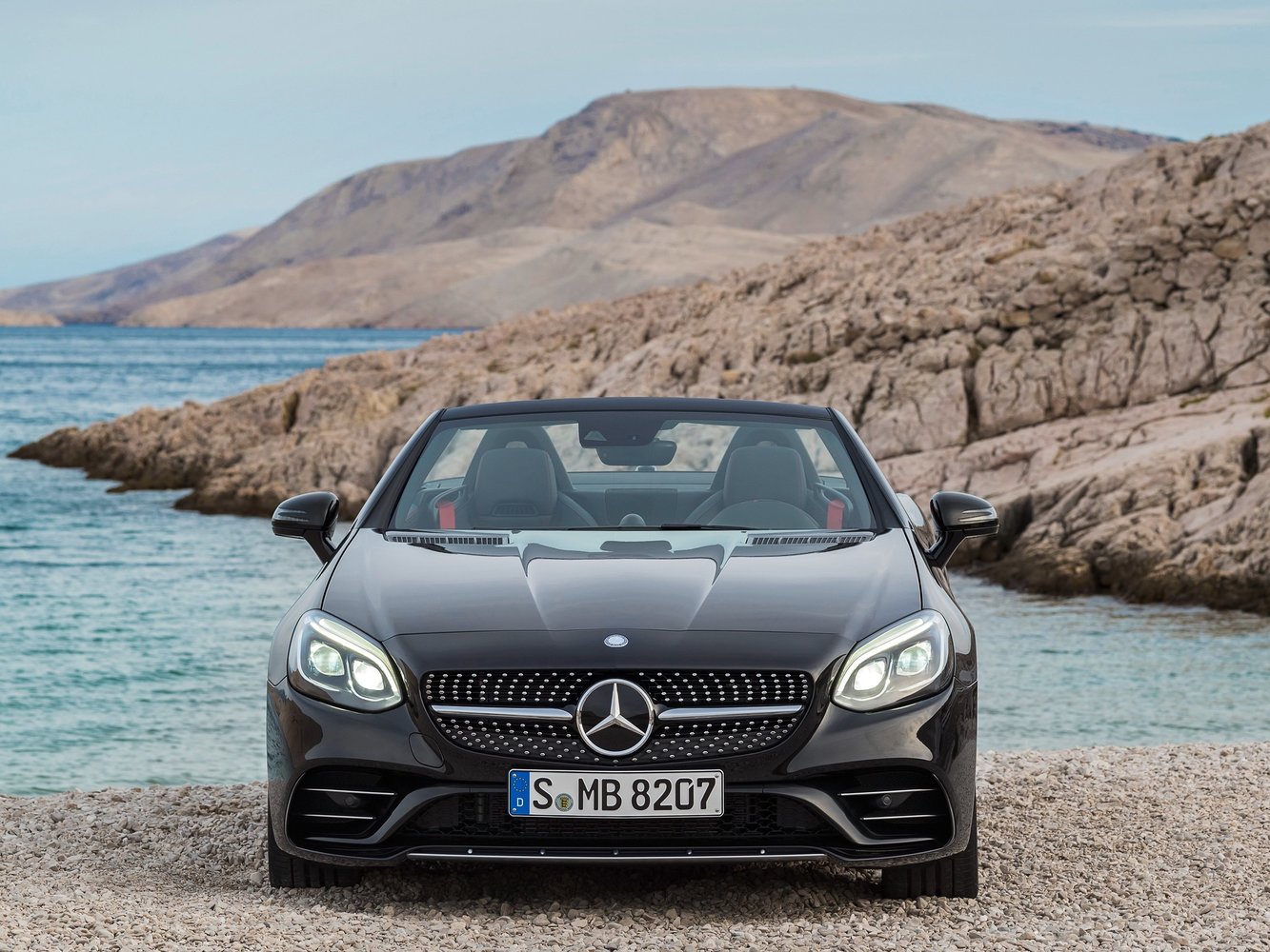кабриолет Mercedes-Benz SLC-klasse AMG 2015 - 2016г выпуска модификация AMG SLC 43 3.0 AT (367 л.с.)