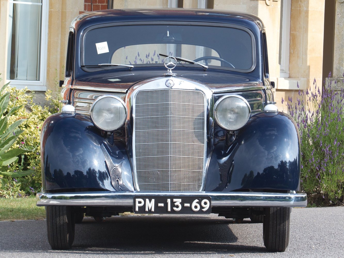 седан Mercedes-Benz W136 1947 - 1955г выпуска модификация 1.8 MT (40 л.с.)