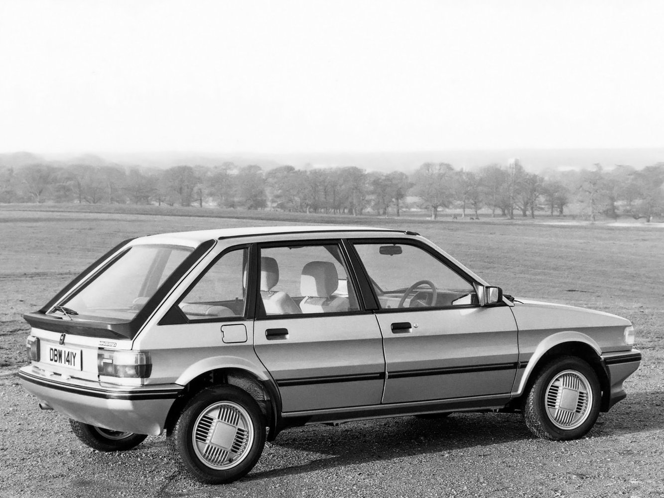 хэтчбек 5 дв. MG Maestro 1983 - 1990г выпуска модификация 1.6 MT (104 л.с.)