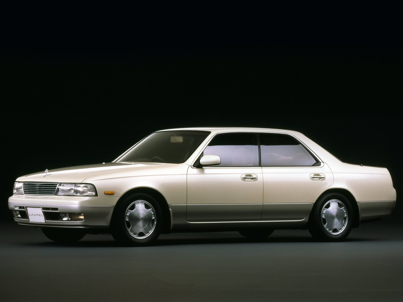 Nissan Laurel 1993 - 1997