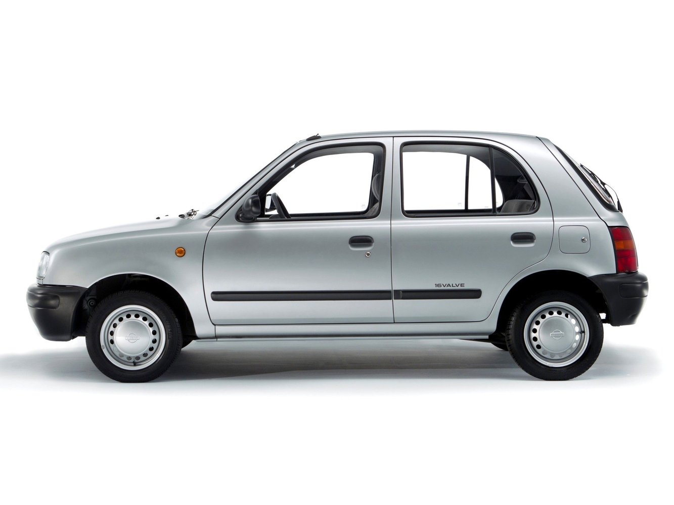 хэтчбек 5 дв. Nissan March 1991 - 2002г выпуска модификация 1.0 CVT (54 л.с.)